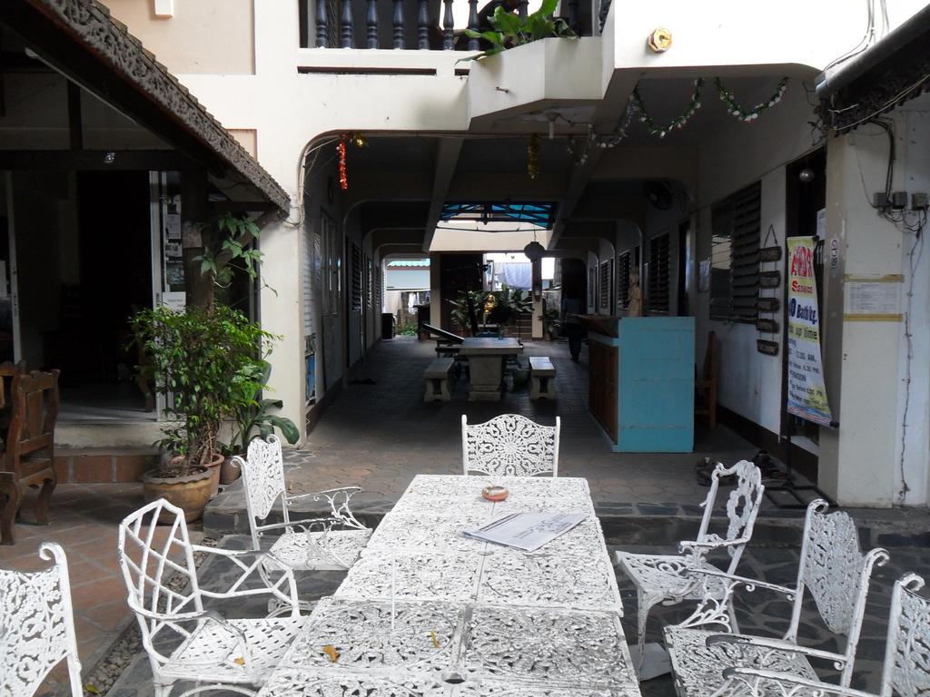 Chiangmai Inn Guesthouse Chiang Mai Exterior photo